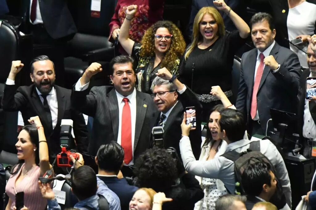 Congreso inicia nueva legislatura con encomiendas de AMLO