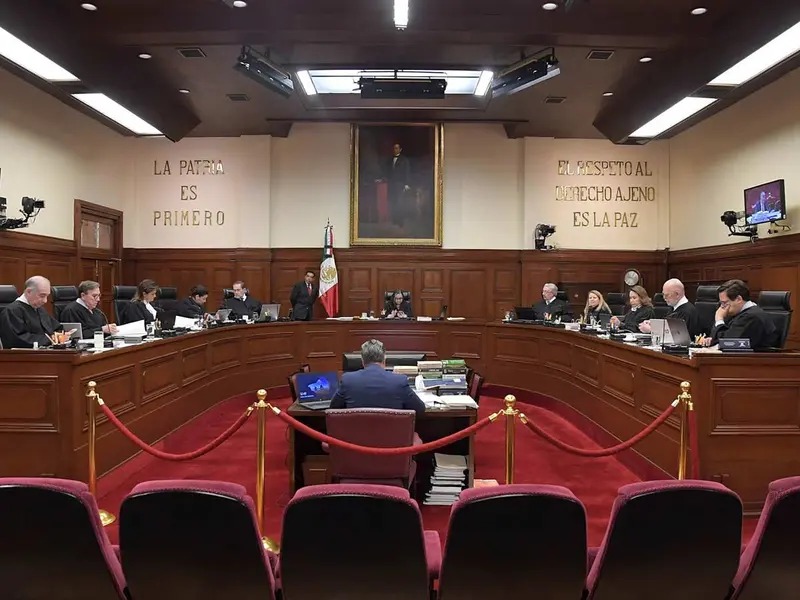 Ministros de la Suprema Corte se van a paro por reforma judicial