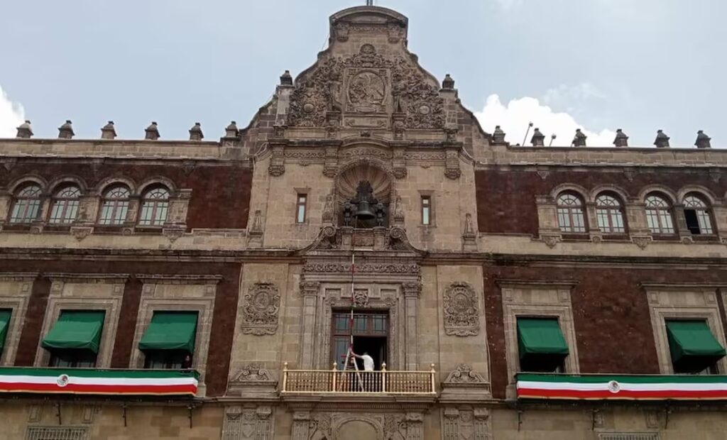 Alistan preparativos para el último grito de AMLO en Palacio Nacional este 15 de septiembre