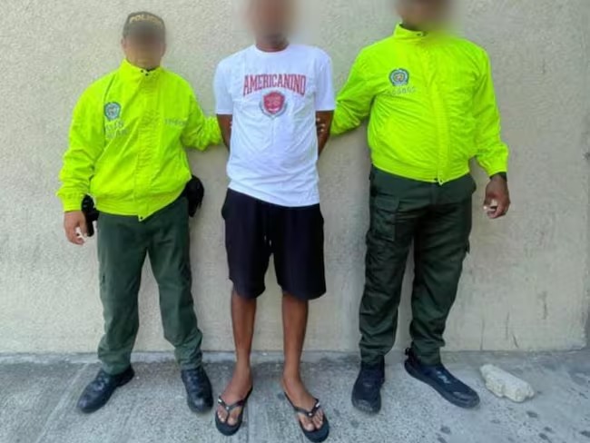 Juez otorga arresto domiciliario a presunto jefe de sicarios del Clan del Golfo