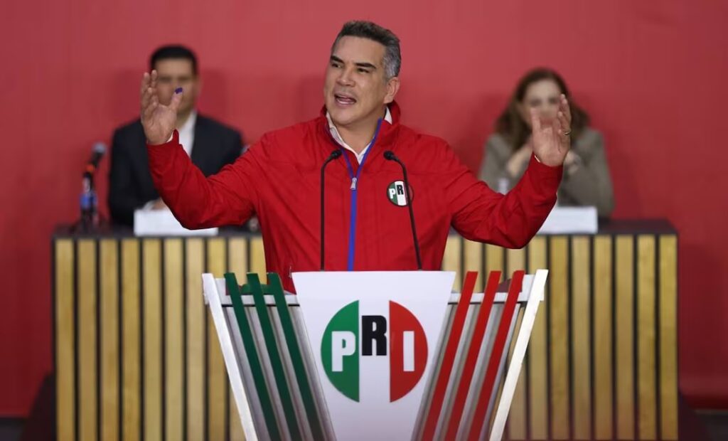 Comisión del INE rechaza reformas para reelección de Alito Moreno en el PRI