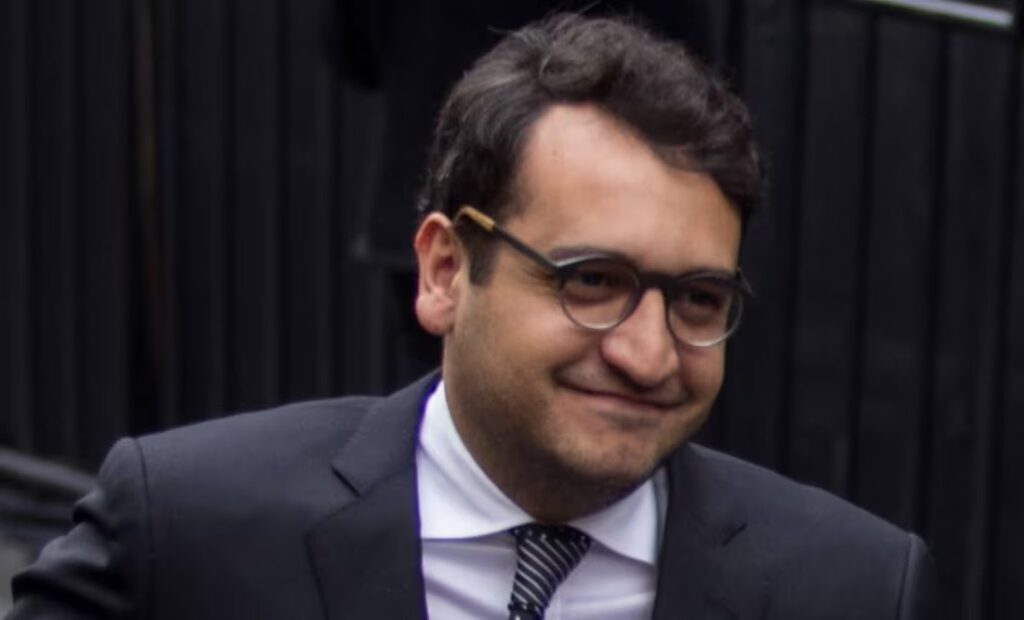 Tras denuncia de AMLO, Luisa María Alcalde acusa perfil falso de Andy López Beltrán