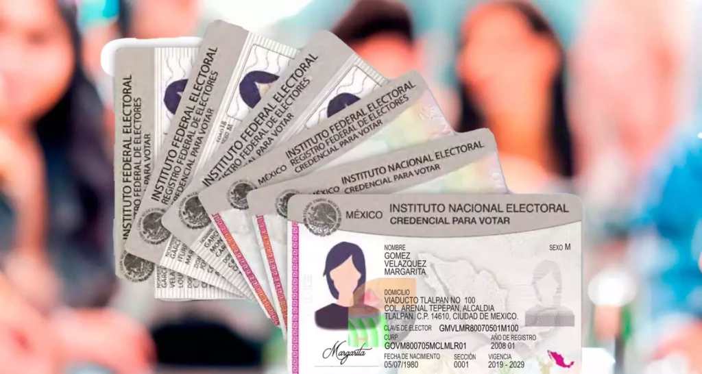 Entrega INE 1.6 millones de credenciales en el extranjero