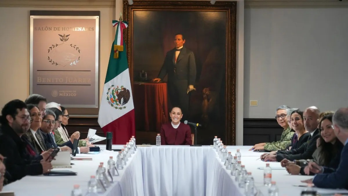 Sheinbaum se reunió con su gabinete legal y ampliado en Palacio ...