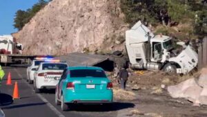 Impresionante accidente sobre la supercarretera a Mazatlán (video)