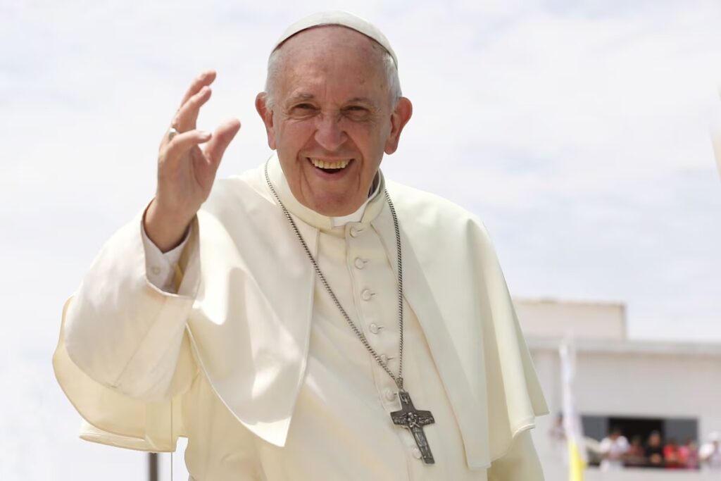 El papa Francisco está “estable”; su cuadro clínico sigue siendo “complejo”