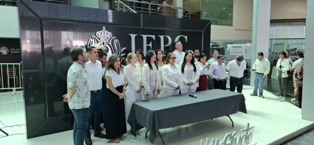 Morena registra a sus candidatos para Durango, Gómez Palacio y Lerdo ante el IEPC