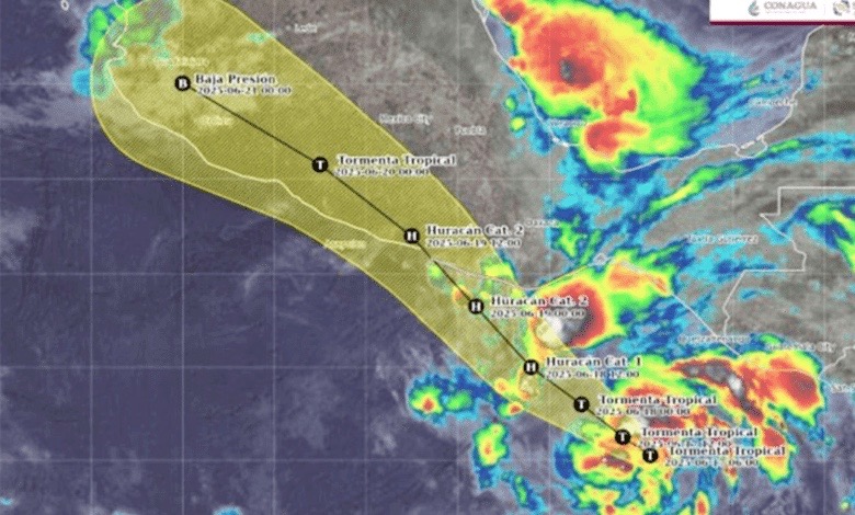 Actualización: Erick se intensifica a huracán categoría 2 y se dirige hacia las costas de Oaxaca y Guerrero