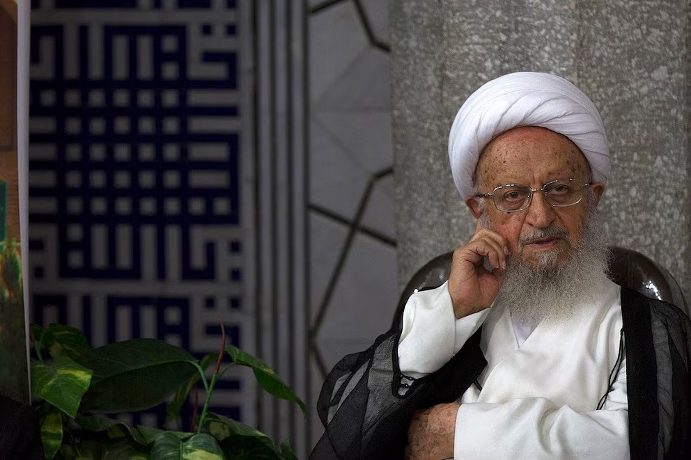 Nueva amenaza del régimen iraní: el gran ayatollah Makarem Shirazi pidió un “castigo severo” contra Trump