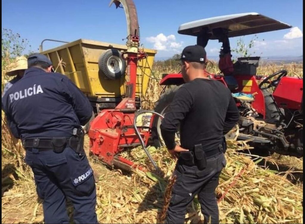 Hombre muere mientras era trasladado a Parral por accidente en la sierra de Durango.