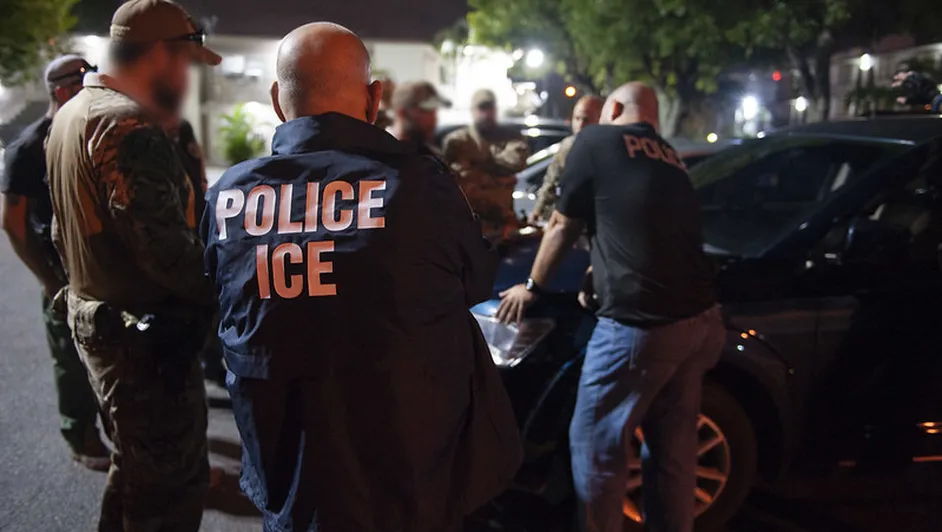 Gobierno ordena apoyo a mexicanos detenidos tras redadas migratorias en Los Ángeles
