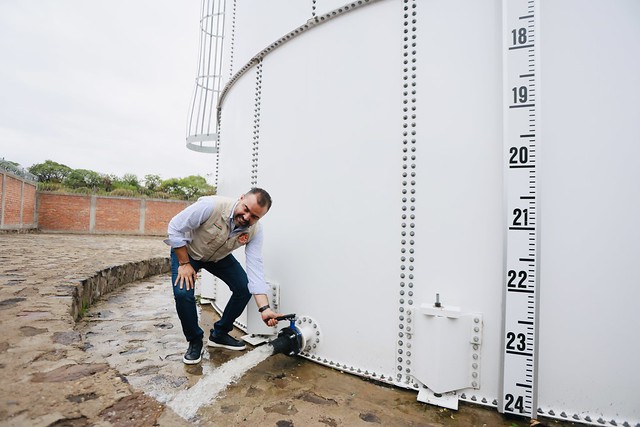 Garantiza Gerardo Quirino abasto de agua para más de 40 mil habitantes de Arvento