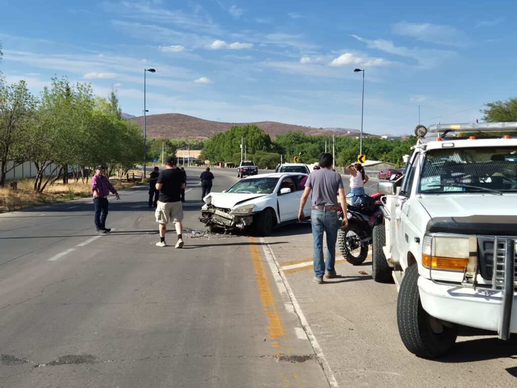 Fuerte choque rumbo a Punto Alegre deja una persona lesionada