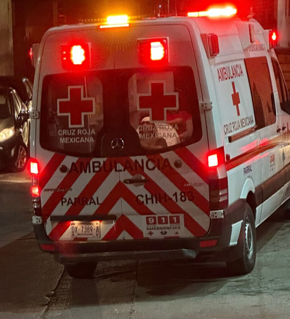 Mujer resulta lesionada tras ser atropellada por un vehículo que huyó en el Boulevard