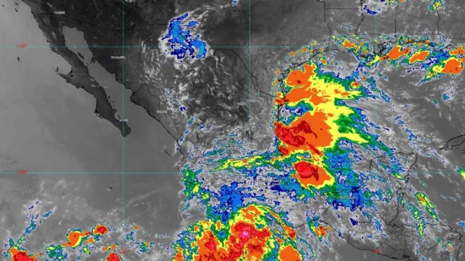 Sheinbaum pide extremar precauciones por ‘Flossie’; podría ser huracán este lunes