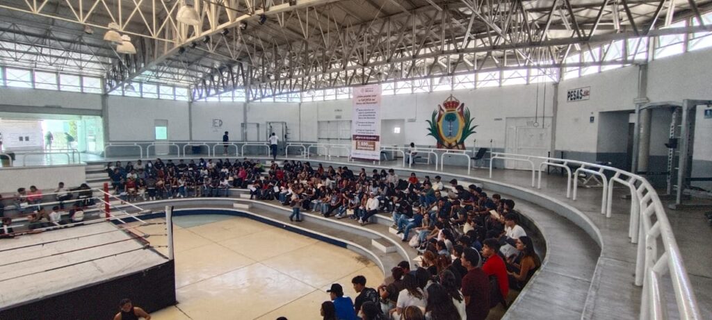 Bienestar entrega $17,400 a universitarios y avanza con becas en todos los niveles