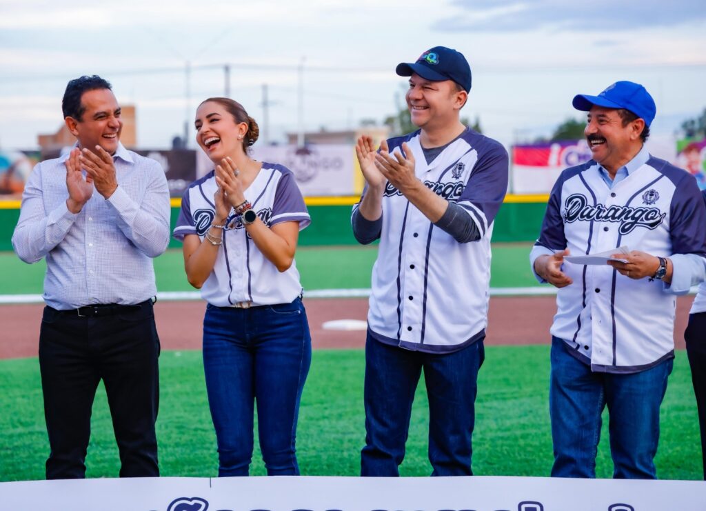 Estadio en Durango renueva la pasión por el beisbol