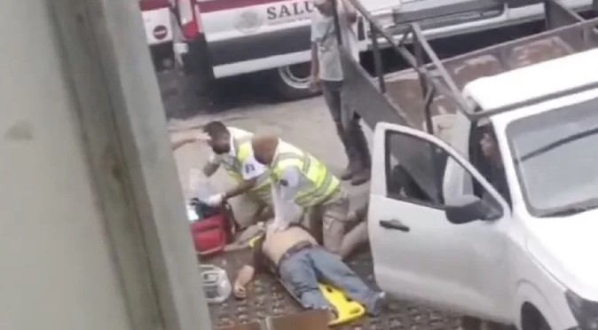 Muere segundo hombre en una semana afuera de clínica IMSS en Colima