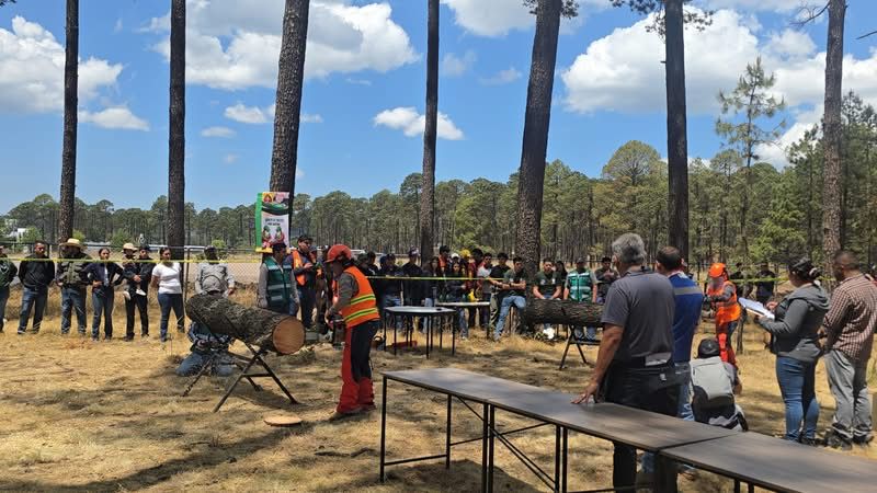 CBTF No. 2 de Santiago, destaca en el III Encuentro Nacional de Habilidades Forestales 2025