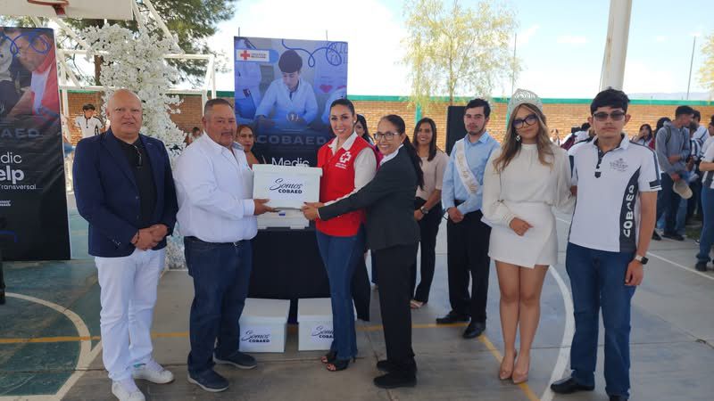 Juventud solidaria: Donan medicamentos a la Cruz Roja de Nuevo Ideal
