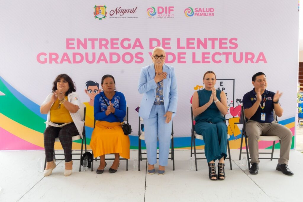 Transforma Beatriz Estrada la salud visual de más nayaritas