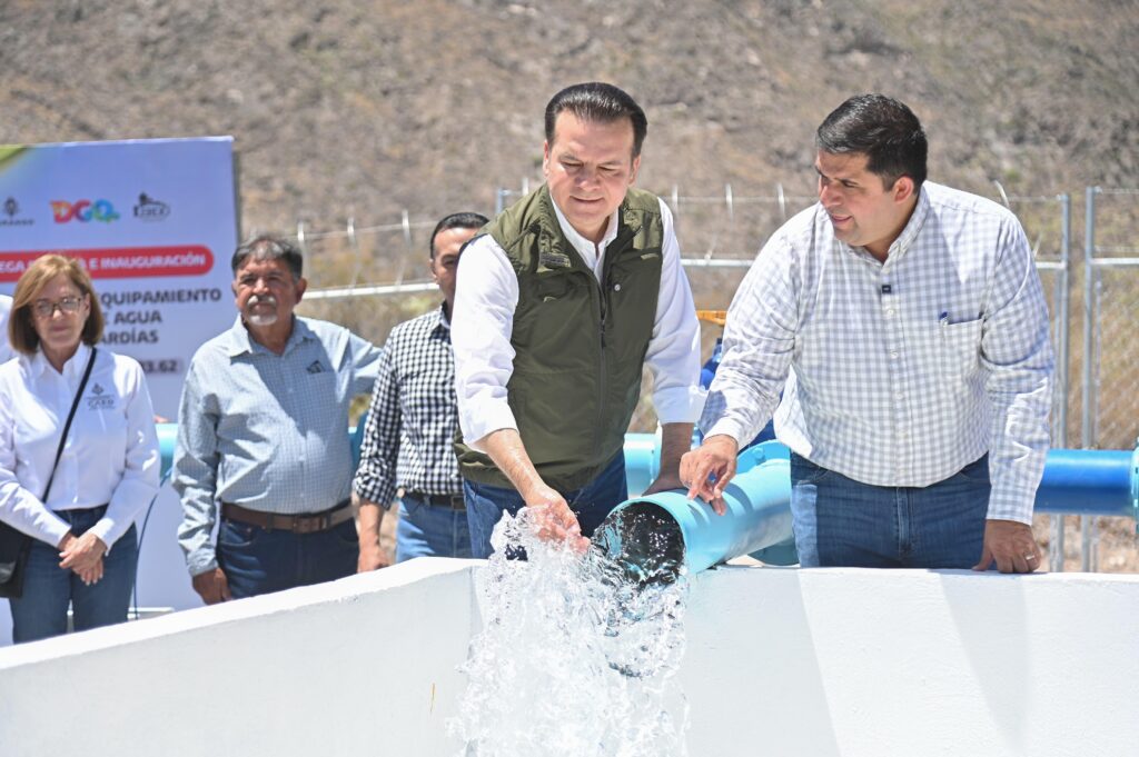 Convierten Esteban y Homero a Lerdo en el primer municipio con cobertura total de agua potable