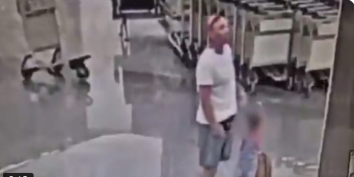 VIDEO: Hombre lanza a un niño de 2 años al suelo y lo deja en coma