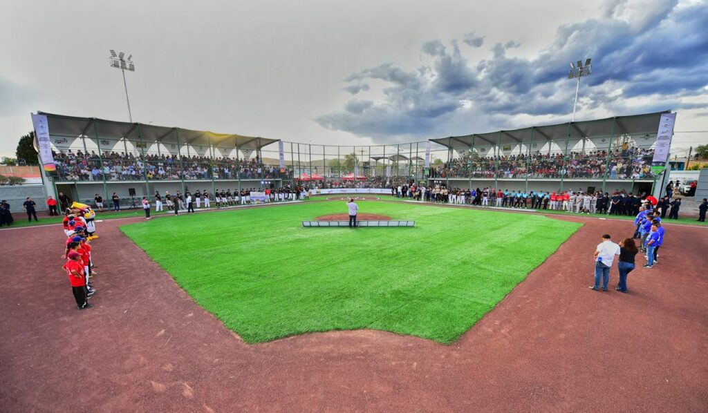 Nuevo estadio de beis, inversión que genera más bienestar a las familias duranguenses