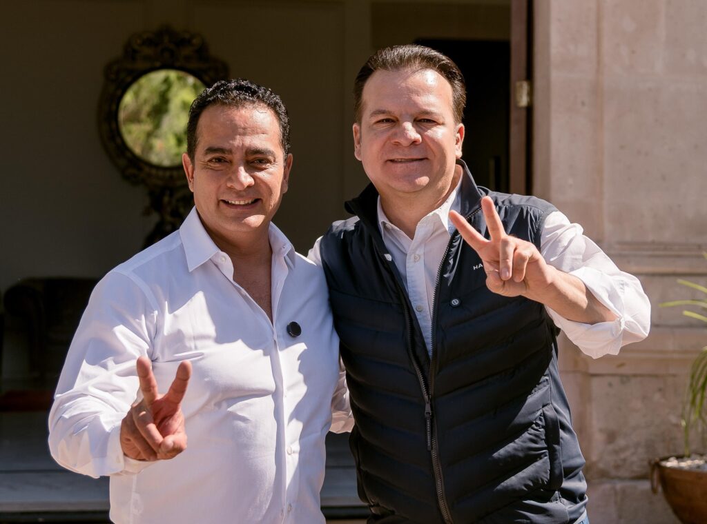 Gobernador y alcalde reelecto trazan ruta de trabajo para Durango