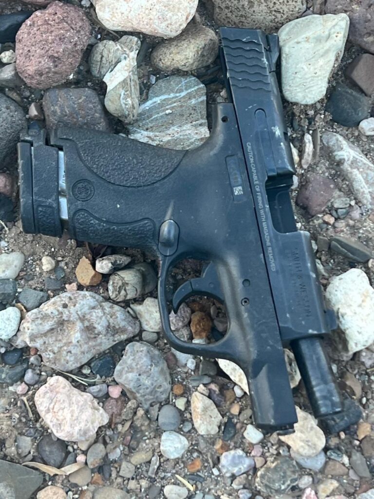 Localizan arma de fuego que usó el sujeto para disparar contra la Policía Municipal
