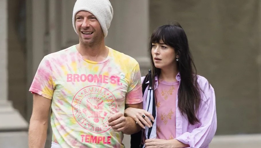 Dakota Johnson y Chris Martin finalizan su relación tras ocho años juntos