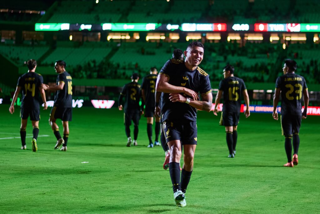 México se saca la espina y vence por la minima a una muy dura selección de Turquía.