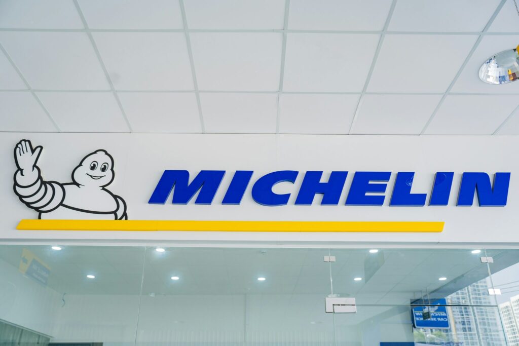 Ebrard aclara qué pasará con las plantas de Michelin en México