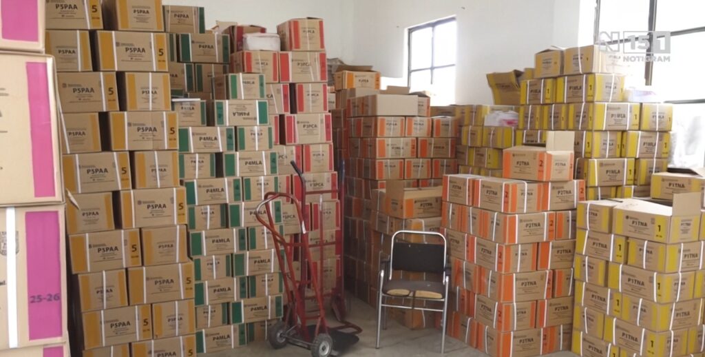 Ya se cuenta con libros para próximo ciclo escolar; llegado su momento harán entrega