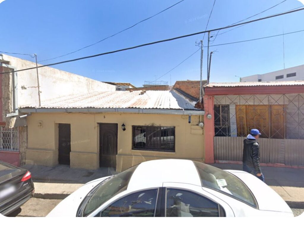Se brinca la barda y sustrae a menores, movilización policiaca en Parral 