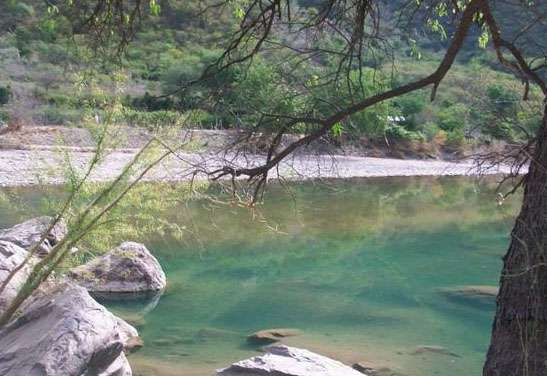 Se ahoga joven al meterse a pescar en río de Urique