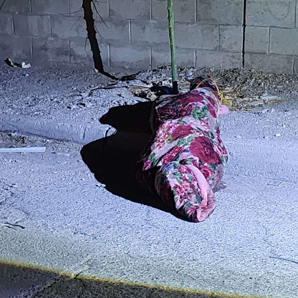 Noche de horror en Juárez: asesinan a un hombre y hallan dos cuerpos encobijados