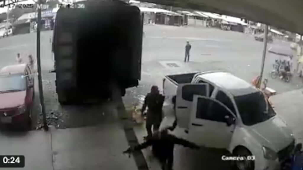 Vídeo: Comerciante escapa de un intento de secuestro