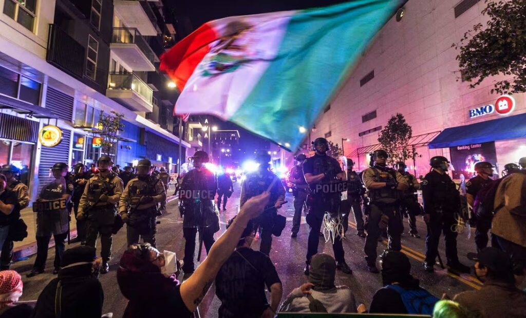 Protestas contra redadas migratorias se extienden por Chicago, Dallas y San Francisco