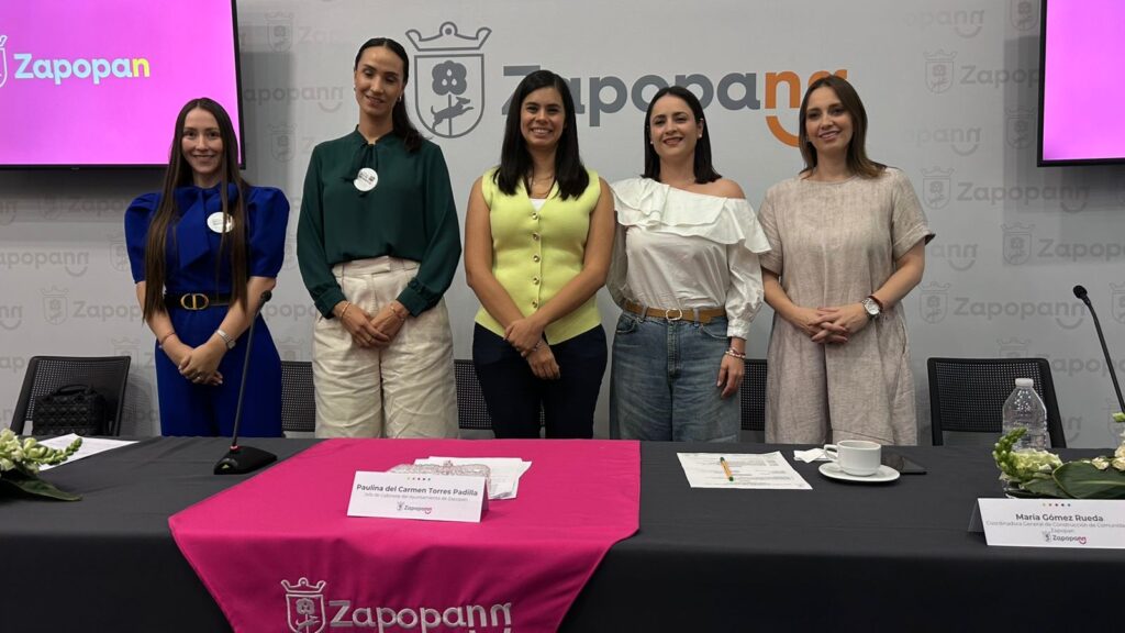 Alzan la voz sobre riesgos del uso de smartphones y redes sociales en menores