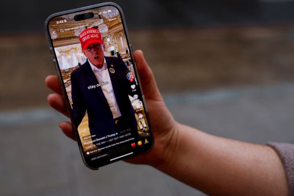 Trump extiende por tercera vez el plazo para que se venda TikTok en EU