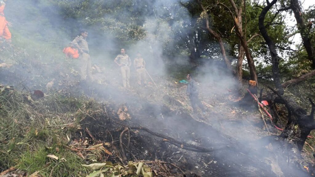 Helicóptero se estrella y mueren los 7 tripulantes en la India