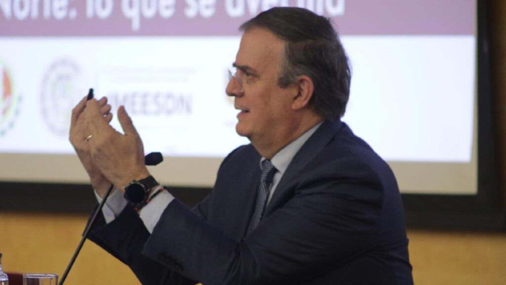 CAAAREM presenta plan a Ebrard para combatir el contrabando en aduanas de México