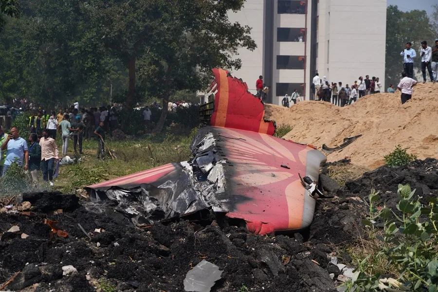 «Como en ‘Destino Final’: mujer llega tarde y evita morir en accidente de avión»