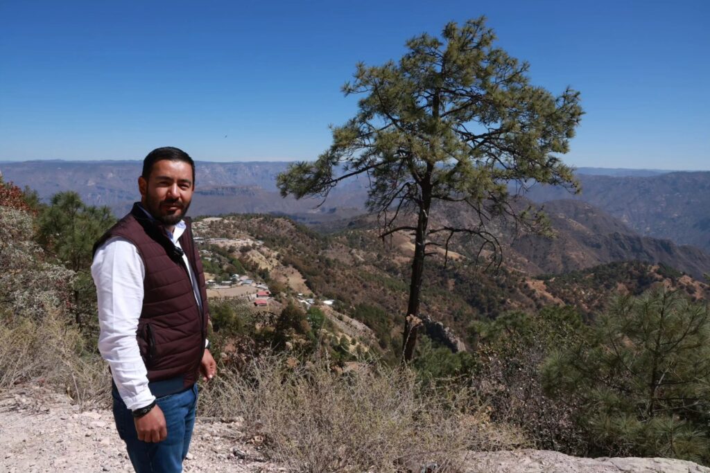 Sierra de Durango requiere reforestación planificada, “no solo para la foto”: diputado Héctor Herrera