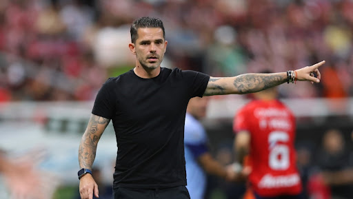 ¡Seis meses le duro el sueño! Gago esta cerca de volver a México pese a polémica salida.