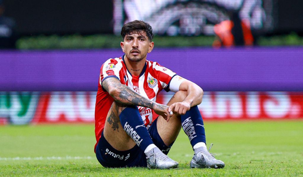 Víctor Guzmán podría volver por tercera vez a los tuzos.
