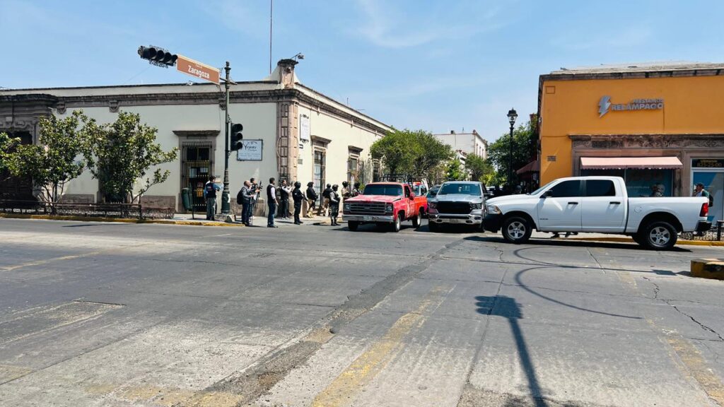 Estatales detienen a grupo armado en Durango (video)
