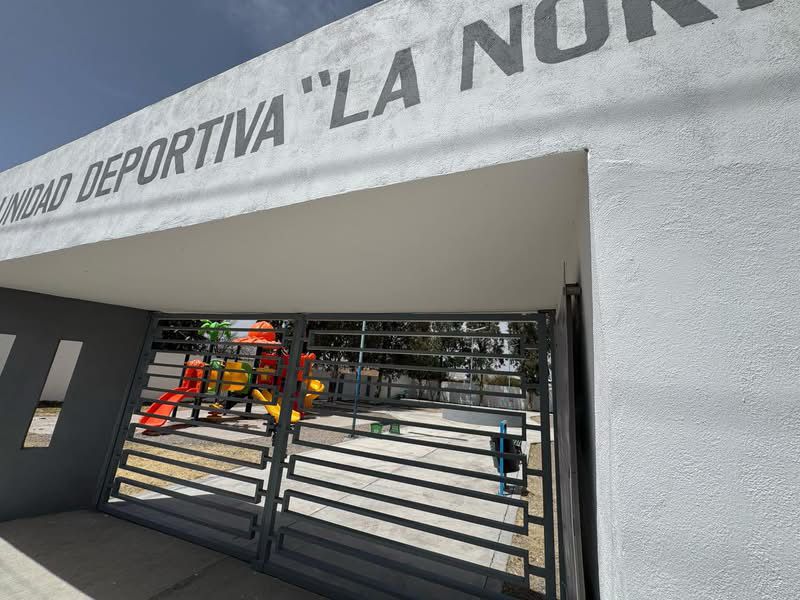 Nuevo Ideal renueva el parque La Noria para el disfrute de las familias