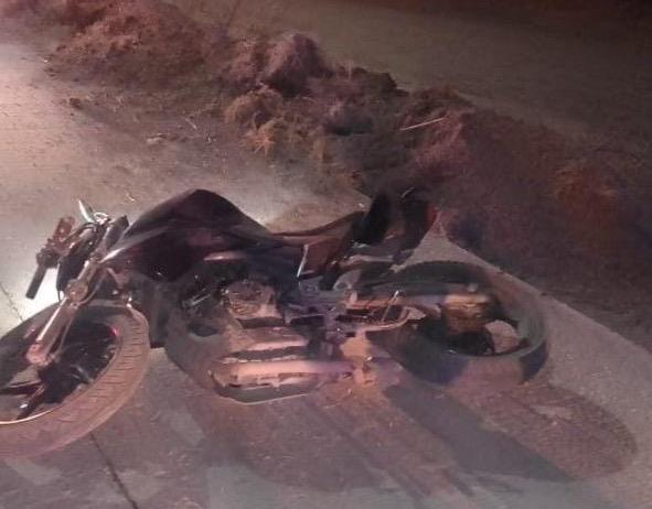 Pareja se accidenta en moto y ella muere